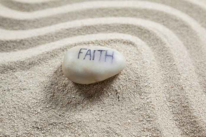 Significado de Faith Over Fear: Cómo encontrar la paz