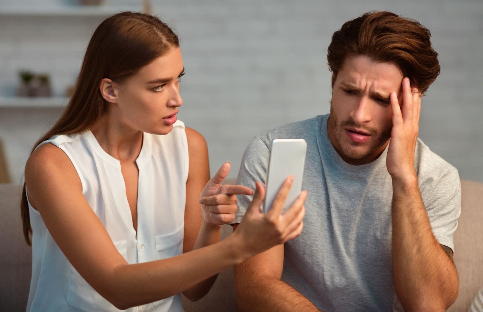 couple talking about jealousy
