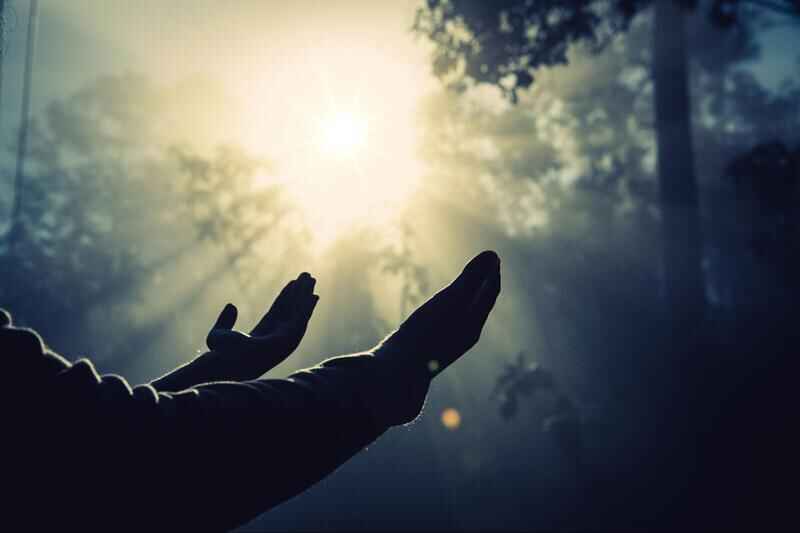 10+ Good Morning Prayers to Start Your Day with God